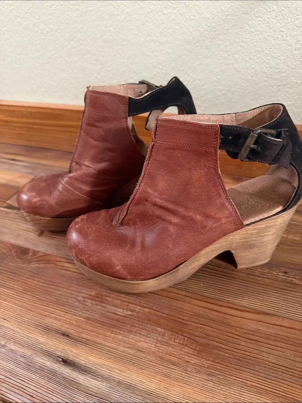 Free People stylish brown